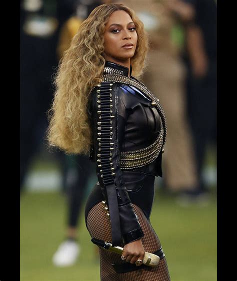 beyonce ass|Beyonce shows off incredible figure in series of racy Instagram .